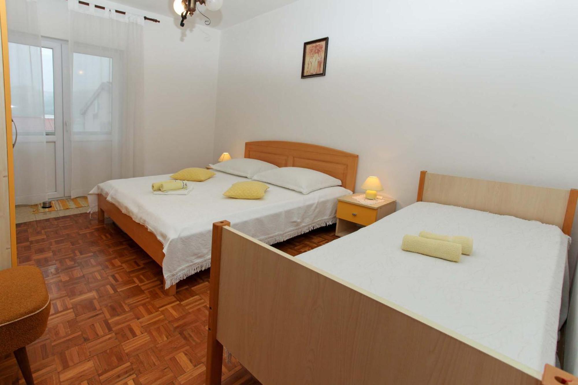 Apartmani Mila Pag Town Zewnętrze zdjęcie