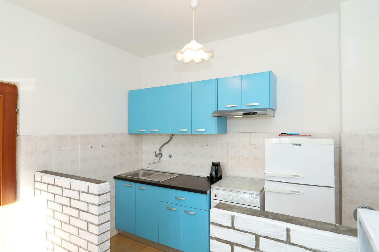 Apartmani Mila Pag Town Zewnętrze zdjęcie