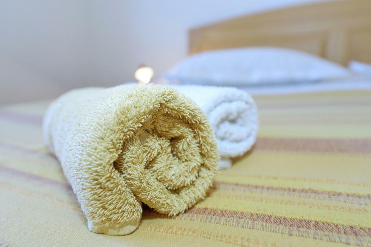 Apartmani Mila Pag Town Zewnętrze zdjęcie