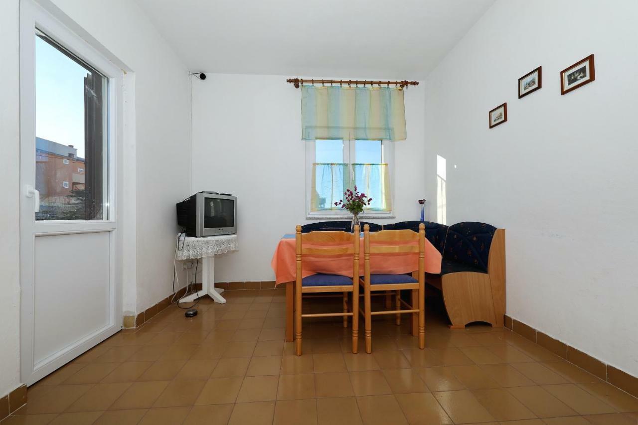 Apartmani Mila Pag Town Zewnętrze zdjęcie