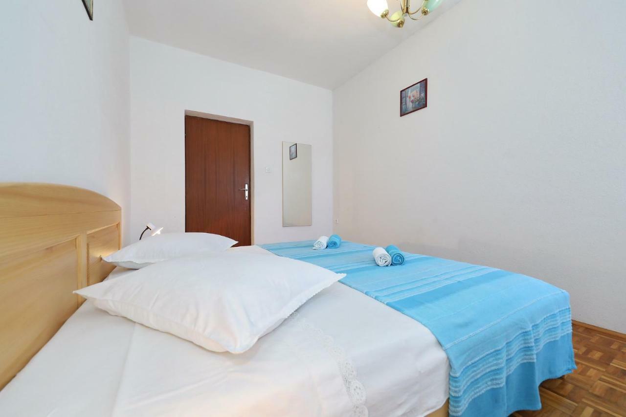 Apartmani Mila Pag Town Zewnętrze zdjęcie